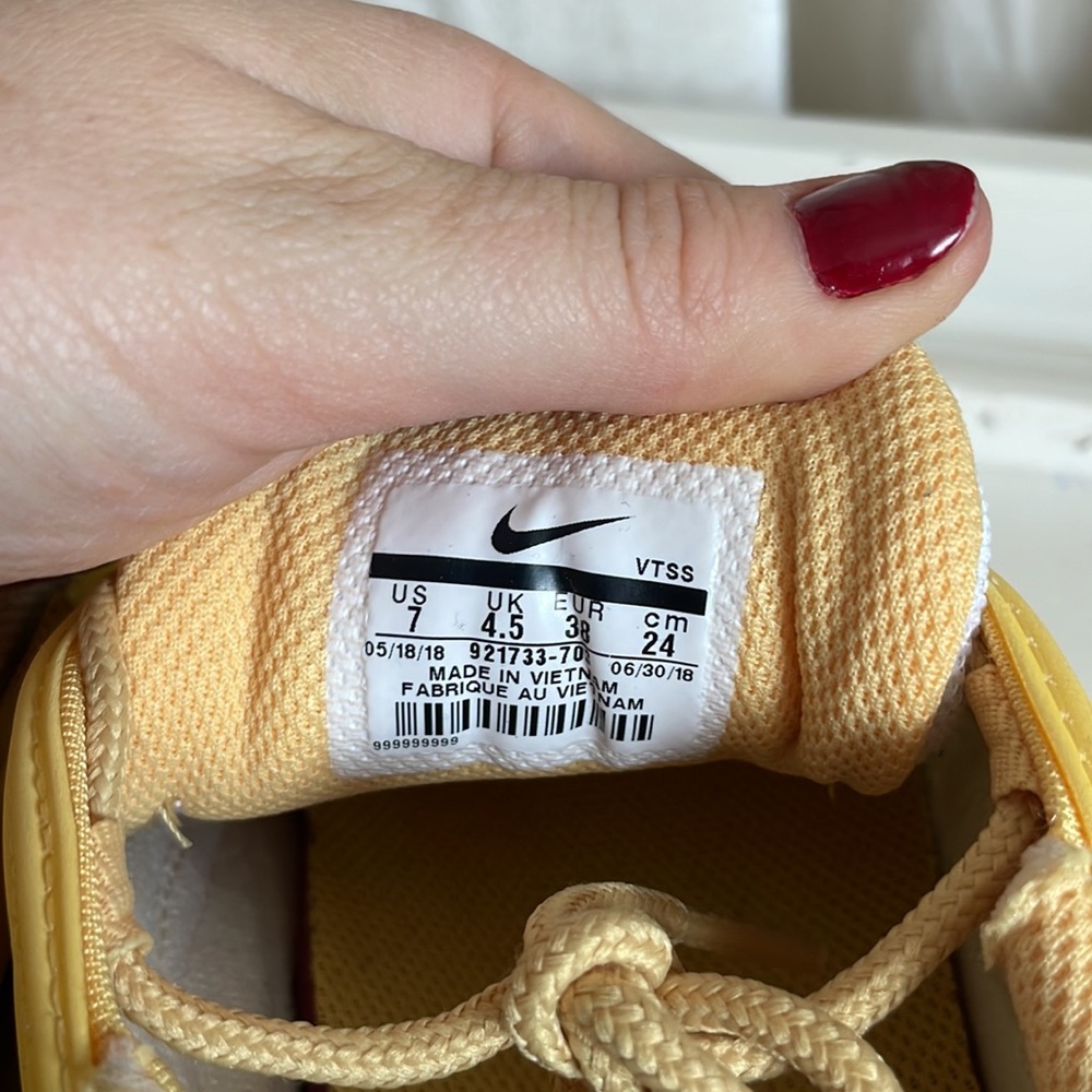 Nike Women’s Air Max 97 Sneakers in Yellow and White - Picture 6 of 7